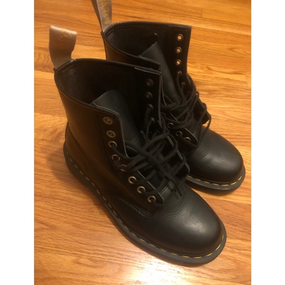 🎀 Dr. Martens x Vegan 1460 Felix Lace Up Boots - Picture 6 of 11